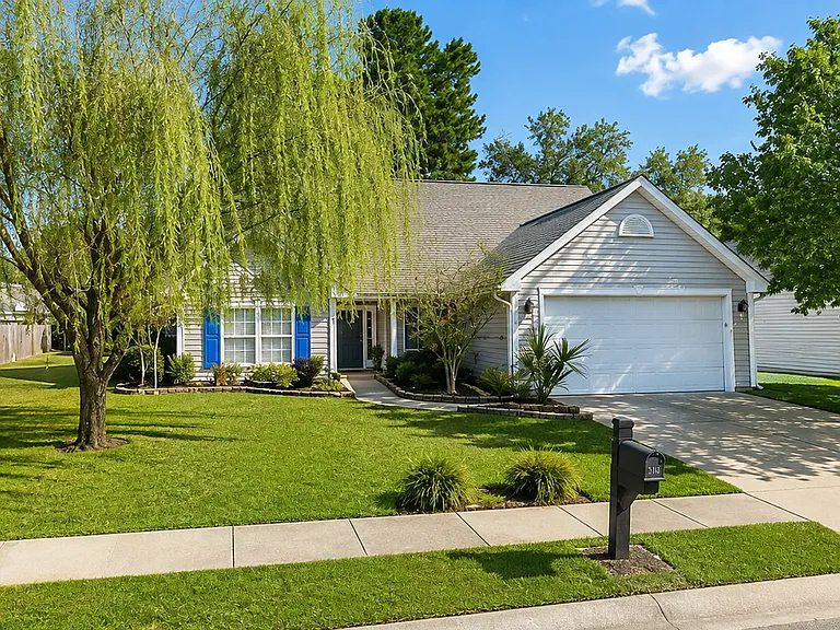 304 Carriage Wheel Rd — Photo 1