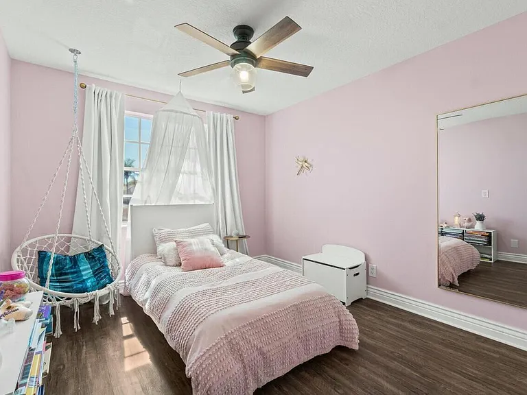 6779 Barrier Reef St — Photo 33