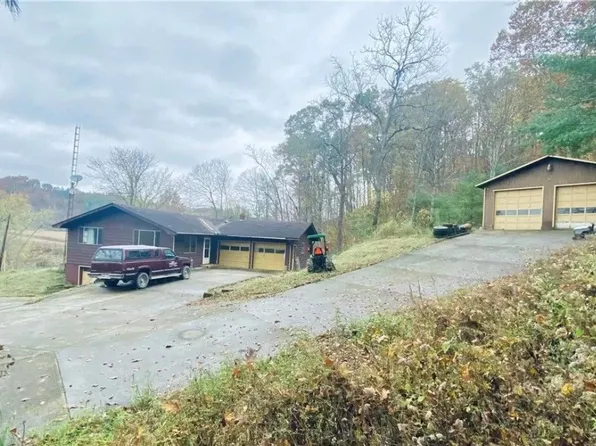 8351 State Route 144, Stewart, OH 45778