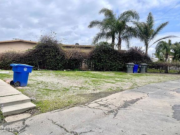 5th image of 240 N Surfside Dr