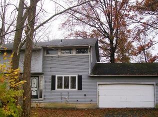 47615 Cooper Foster Park Rd, Amherst, OH 44001