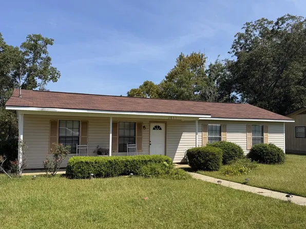 2801 Nottingham Way, Dothan, AL 36305