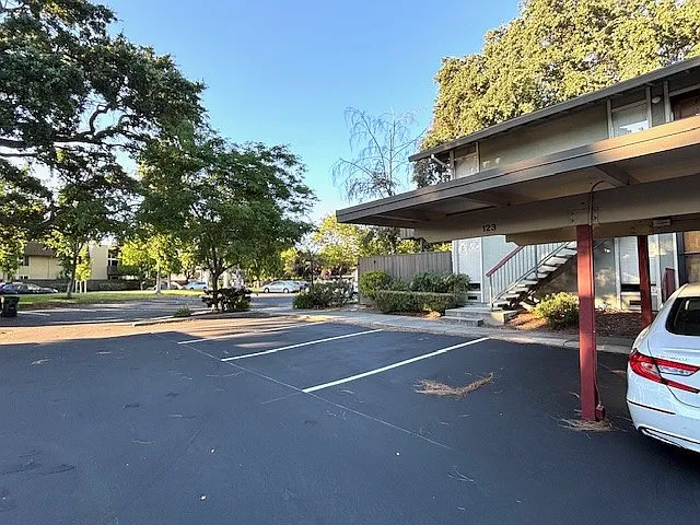 3 Massolo Dr — Photo 13