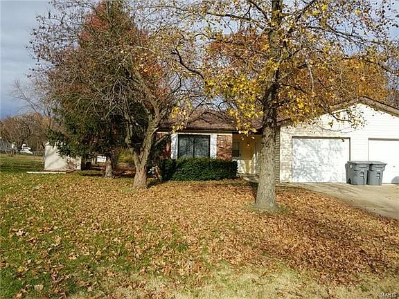 Another view of the front.