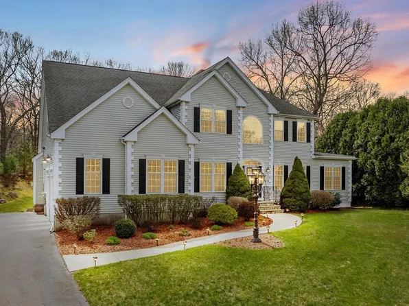 71 Bridget Way, Attleboro, MA 02703