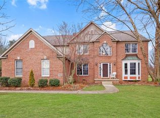 710 Salisbury Way, Akron, OH 44321