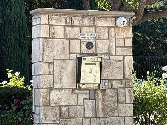 5th image of 5746 Ridgeview Dr