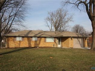 4223 Corduroy Rd, Oregon, OH 43616