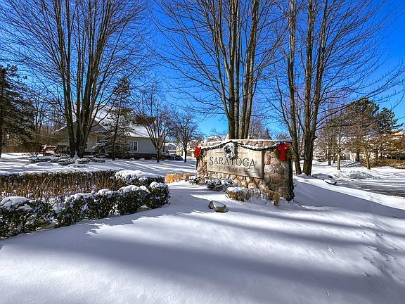 2nd image of 38347 Churchill Ln