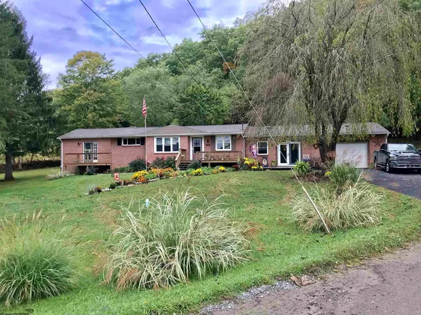 19 Deer View Dr, Elkins, WV 26241