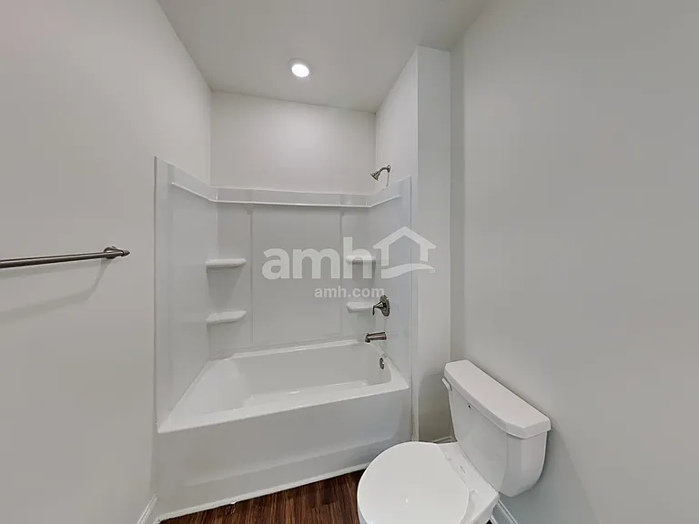5070 Hudson Valley Dr — Photo 16