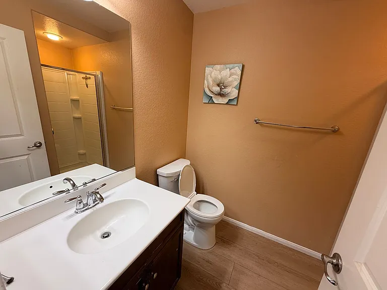 1729 Cripple Creek Dr #4 — Photo 32