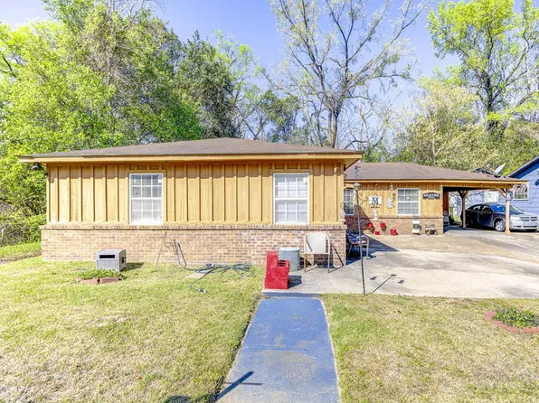 207 Hillside Dr, Vicksburg, MS 39180