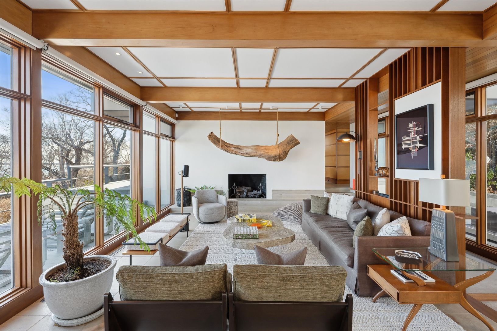  Living Room with Wall of Glass