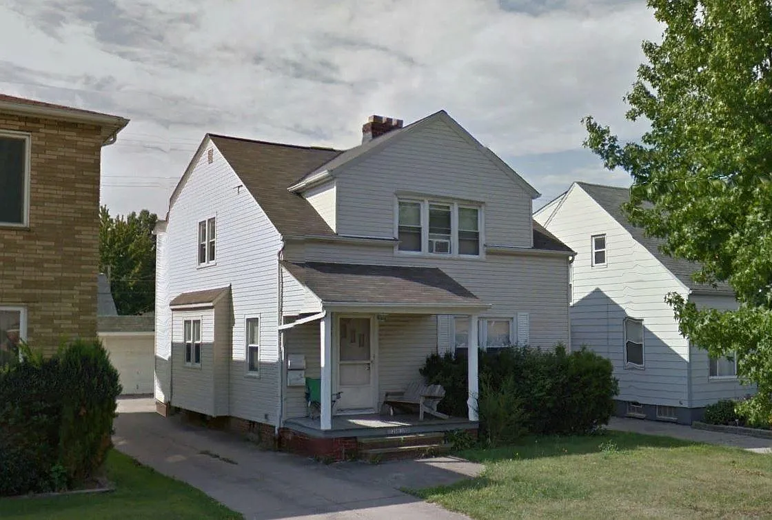 2831 North Ave photo 1