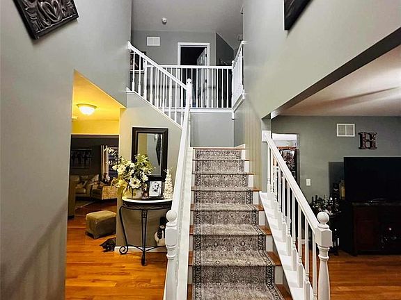 5th image of 3032 Harvest Meadow Dr
