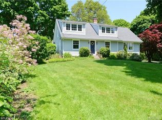 60 Island View Ave, Mystic, CT 06355