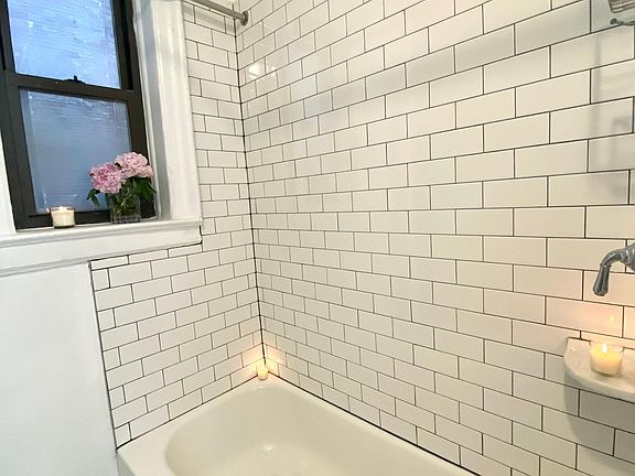 4th image of 194 Kensington Ave APT 14