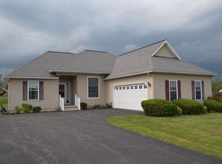 4 Camber Ct, Mechanicville, NY 12118