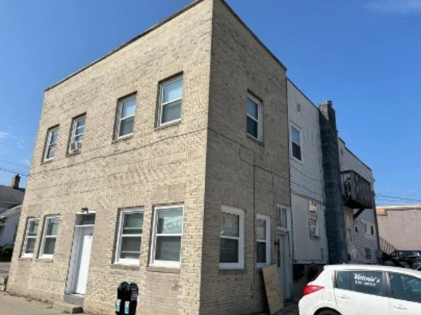 119 S Walnut St APT A