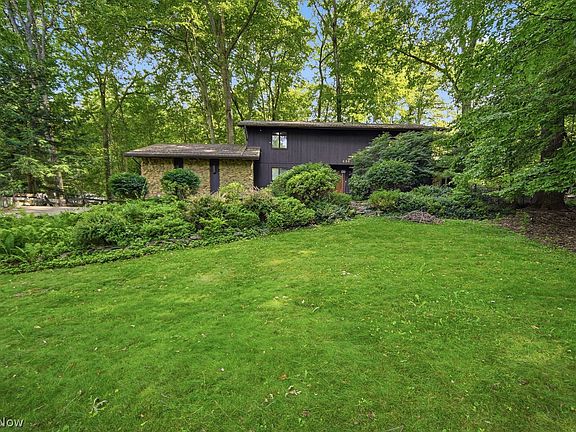 2nd image of 680 Rocky Hollow Dr