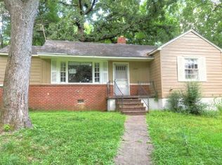 3947 E Whitehaven Park Cir, Memphis, TN 38116