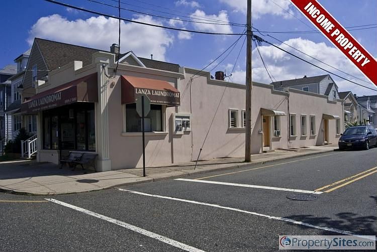 1st image of 418 Lanza Ave