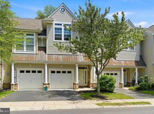101 Windward Dr, Manahawkin, NJ 08050