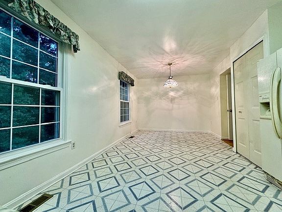 3rd image of 6322 Teakwood Ct
