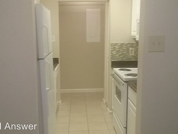 3rd image of 9381 Pagewood Ln