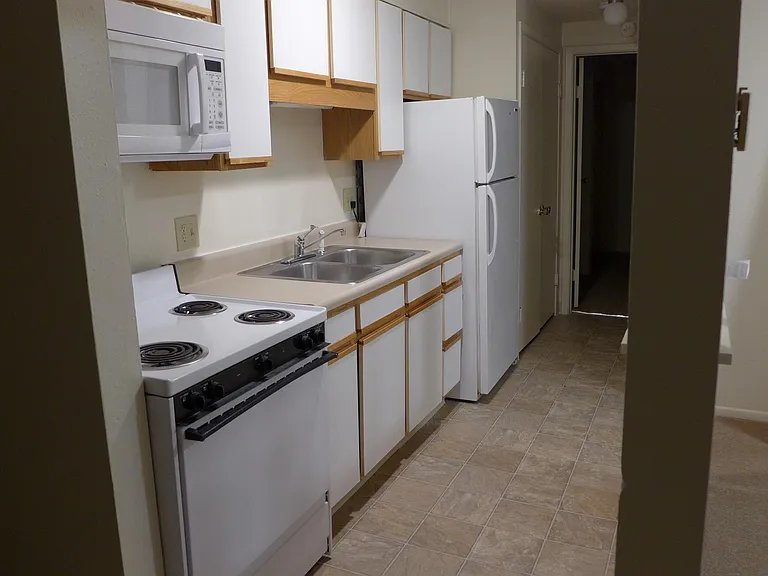 295 Marble St #301 — Photo 7