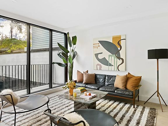 4th image of 81 India St #2B