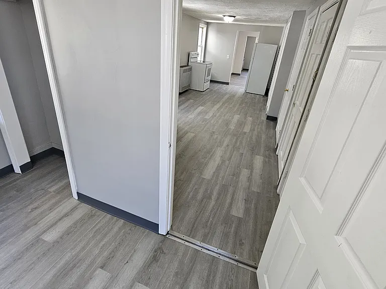 12 Van Buren St #A — Photo 11