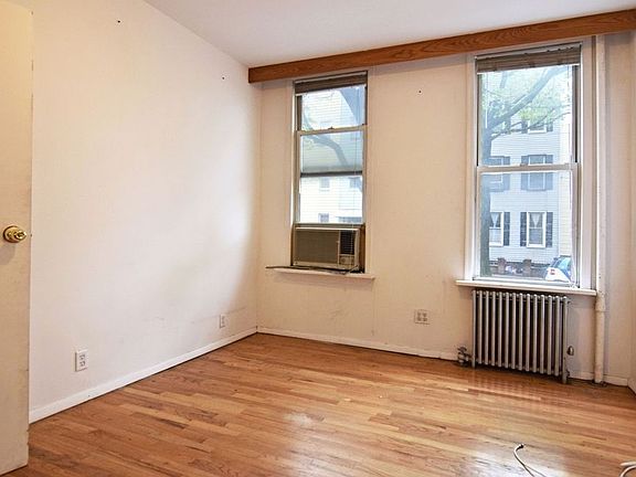 4th image of 178 Kingsland Ave APT 2L