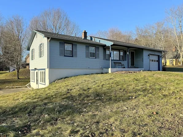 4 Michelman Ave, Greenfield, MA 01301