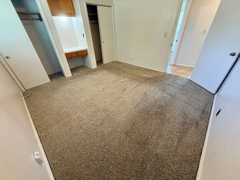 594 Florosa Ct — Photo 8