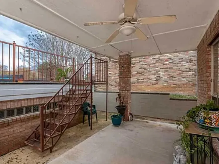 815 Montreal Dr — Photo 23