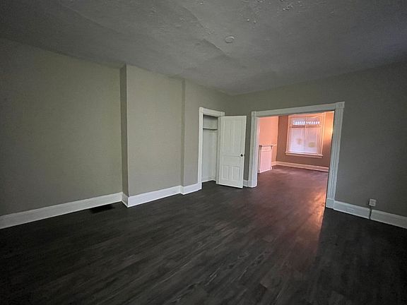 3rd image of 3811 Cass Ave