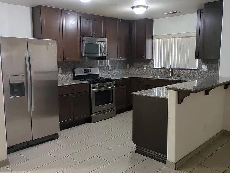 17582 Arrow Blvd #15 — Photo 6