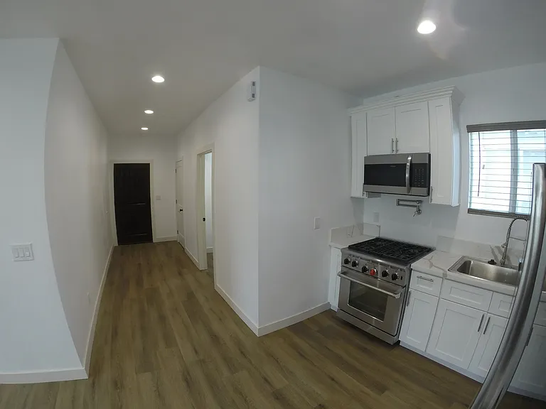 4902 Coke Ave #2 — Photo 9