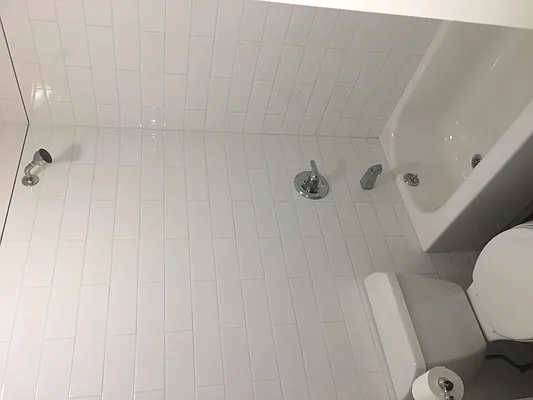Rented by City Express Realty & Management Corp | media 49