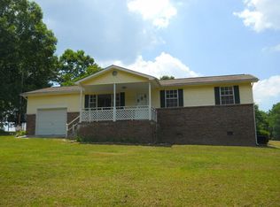 1017 Dye Rd, Clarkrange, TN 38553