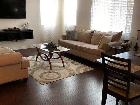 4th image of 9385 Hilgard Ave #0