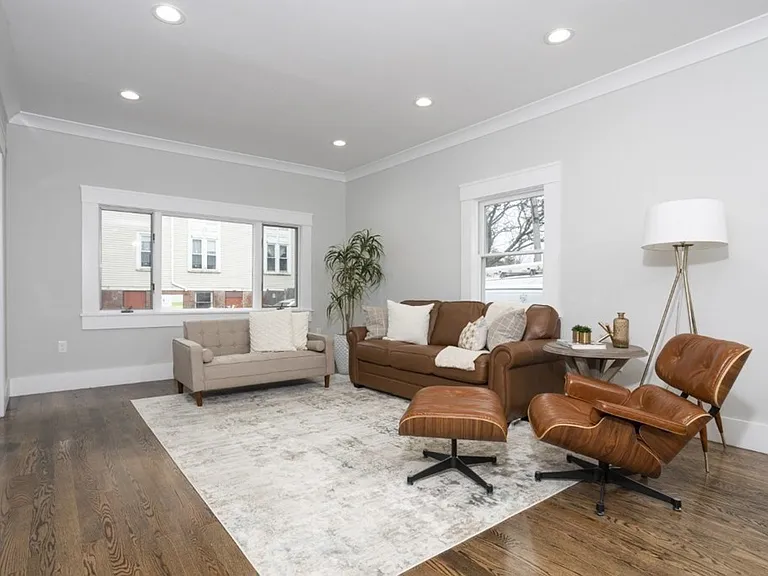10 Grant St #1 — Photo 4