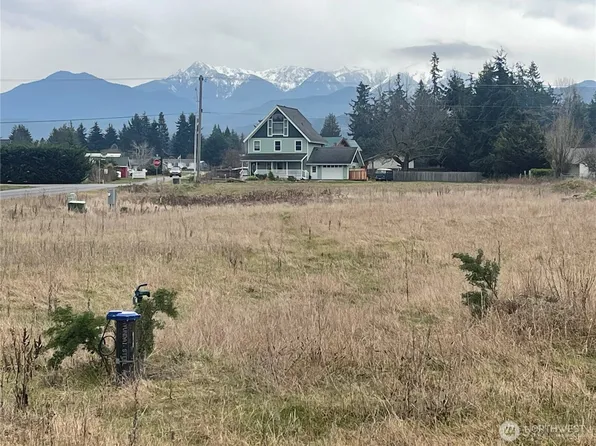 999 Savanana Soleil Way, Sequim, WA 98382