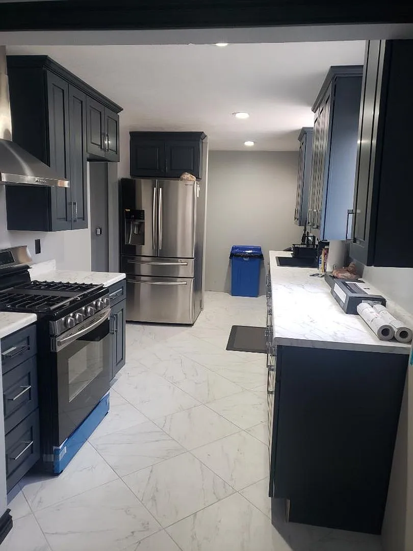 Room for Rent - 3448 Glendower Street — Photo 4