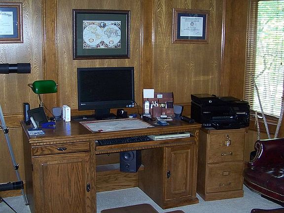 5th image of 1407 NW Woodcreek Cir