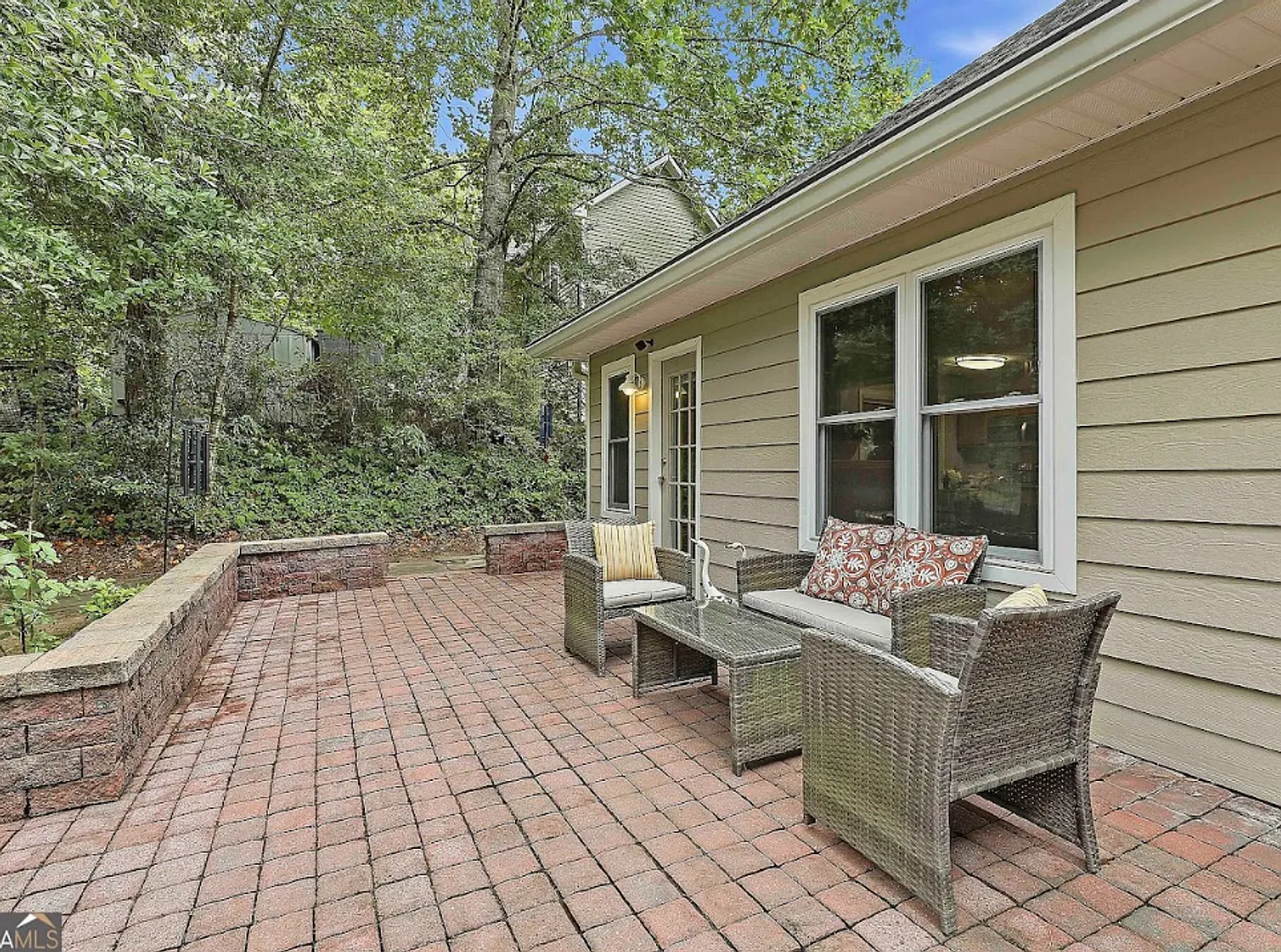 Nicely Maintained 3 bedroom, 2 bath home in Peachtree City — Photo 3