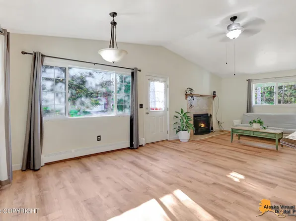 17415 Palos Verdes Drive, Eagle River, AK 99577