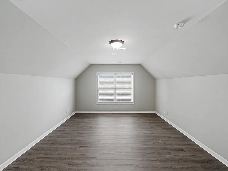 3111 Gloxinia Rd — Photo 32